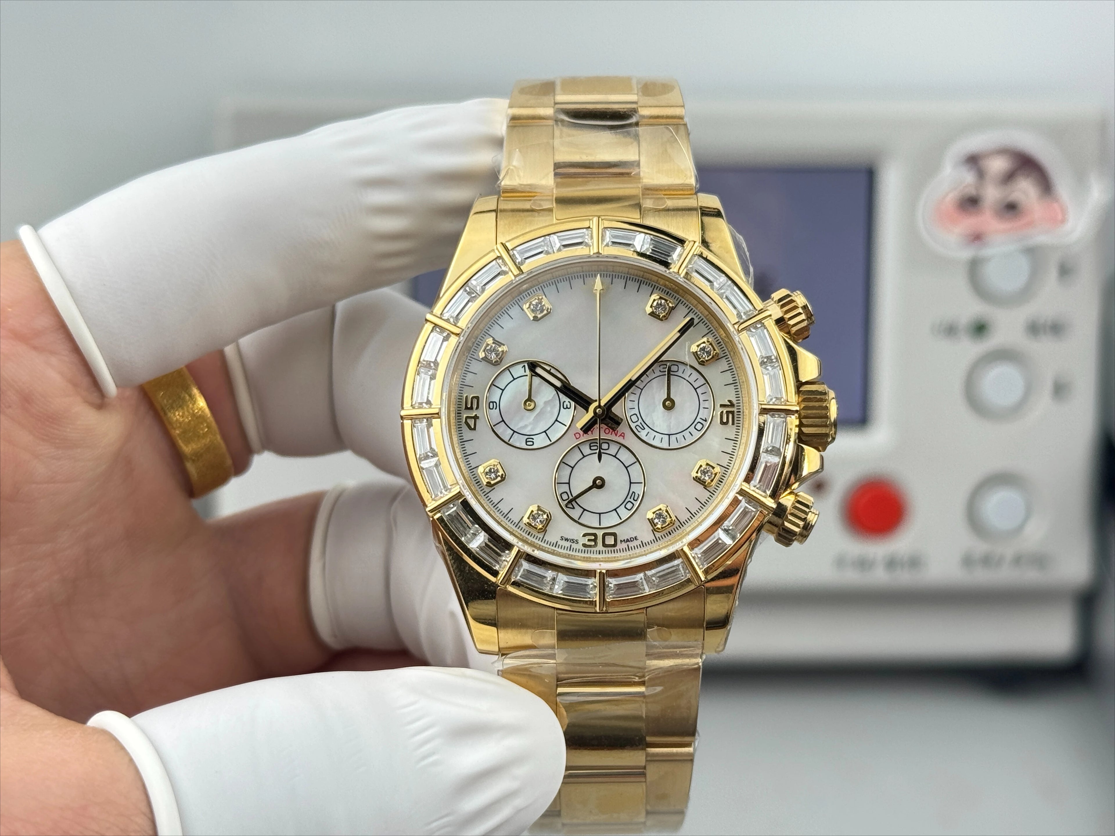 R+ Premium Versatile Watch