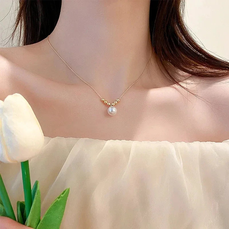 New Simple Hollow Love Heart Pendant Necklace