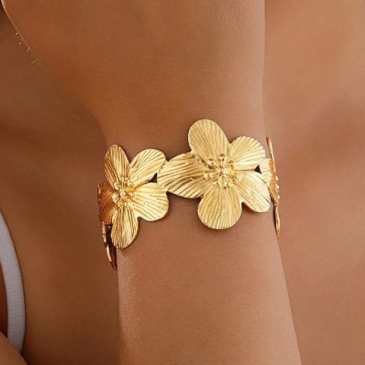 European and American Cross-Border New Floral Alloy 8-Piece Bracelet Set