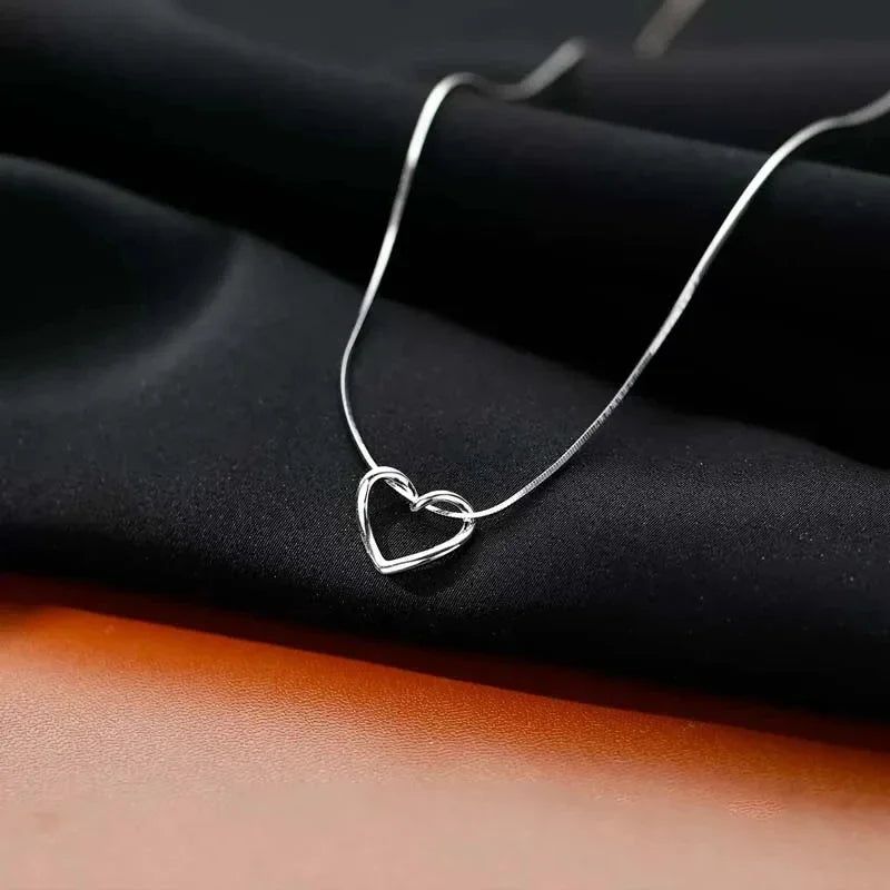 New Simple Hollow Love Heart Pendant Necklace