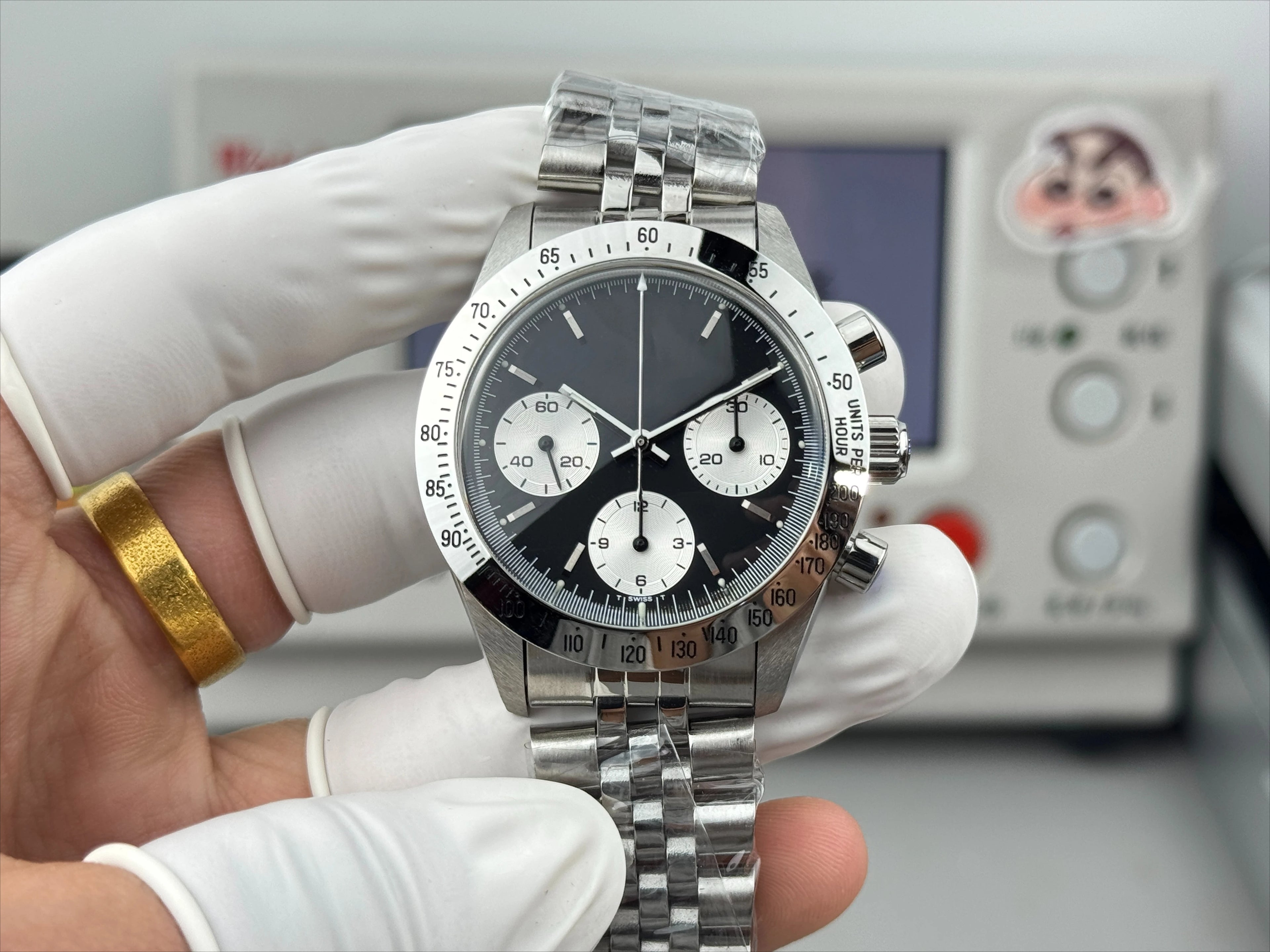 R+ Premium Versatile Watch