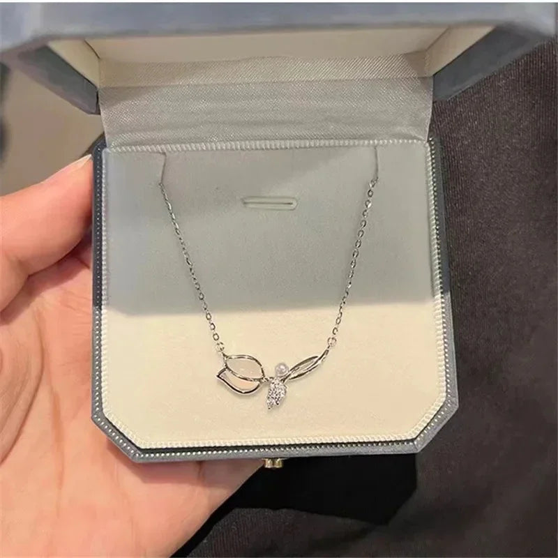 New Simple Hollow Love Heart Pendant Necklace