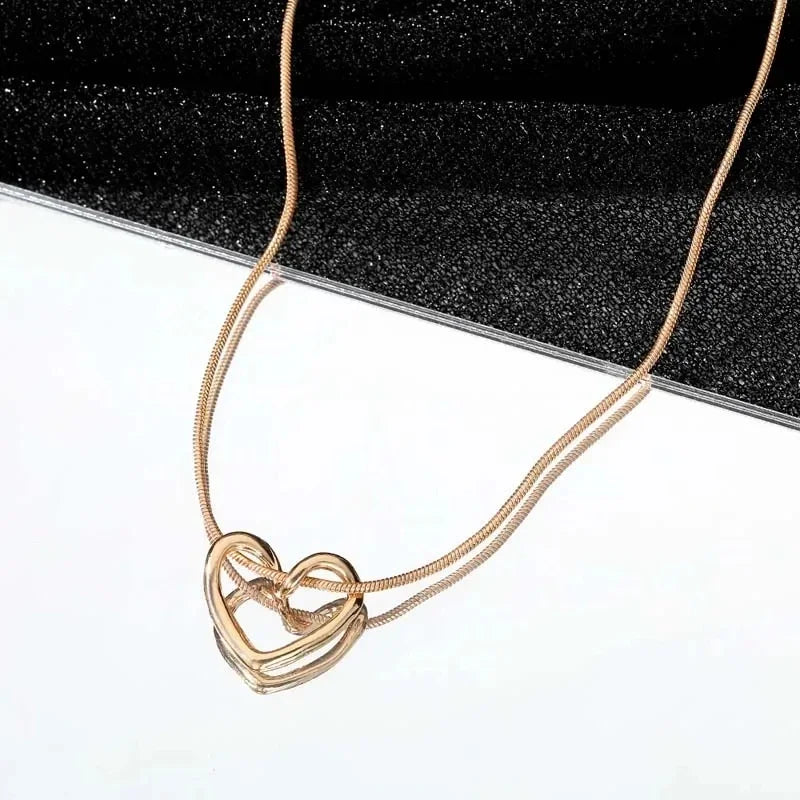 New Simple Hollow Love Heart Pendant Necklace