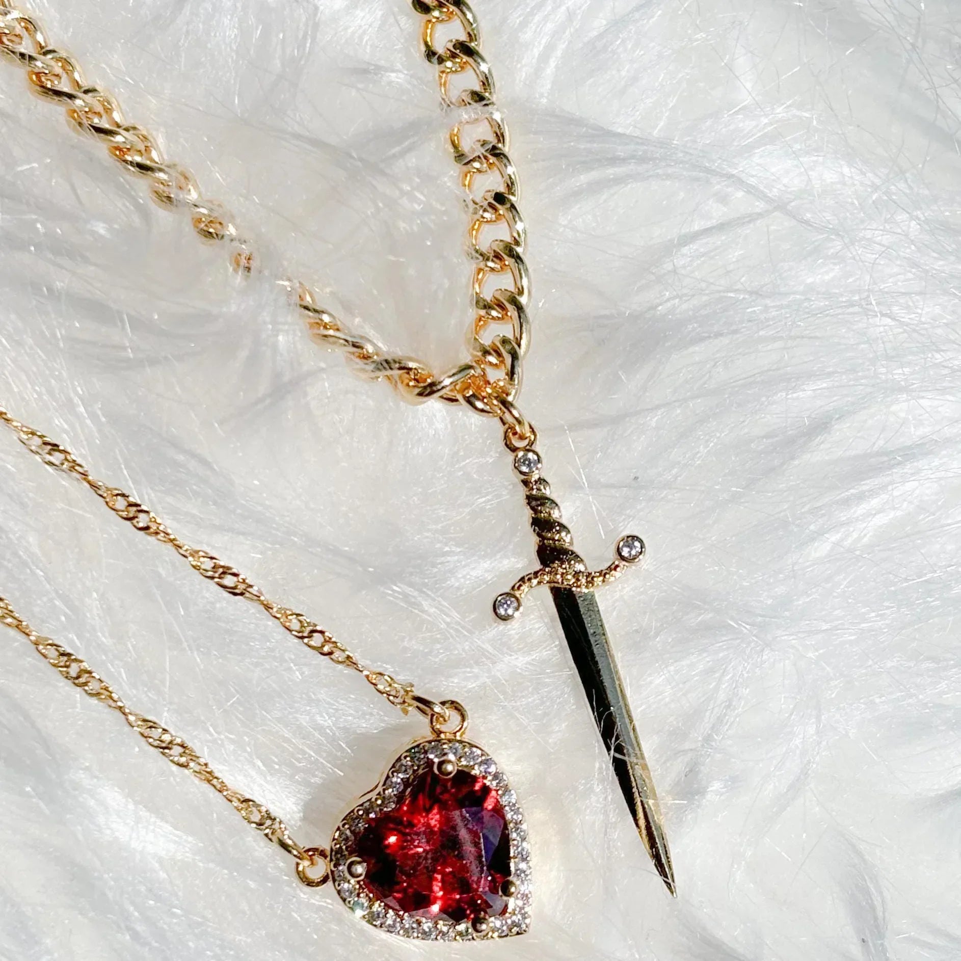 Heart and Sword Zircon Pendant Necklace for Women Men Couple Silver Gold Plated Choker Chain Jewelry
