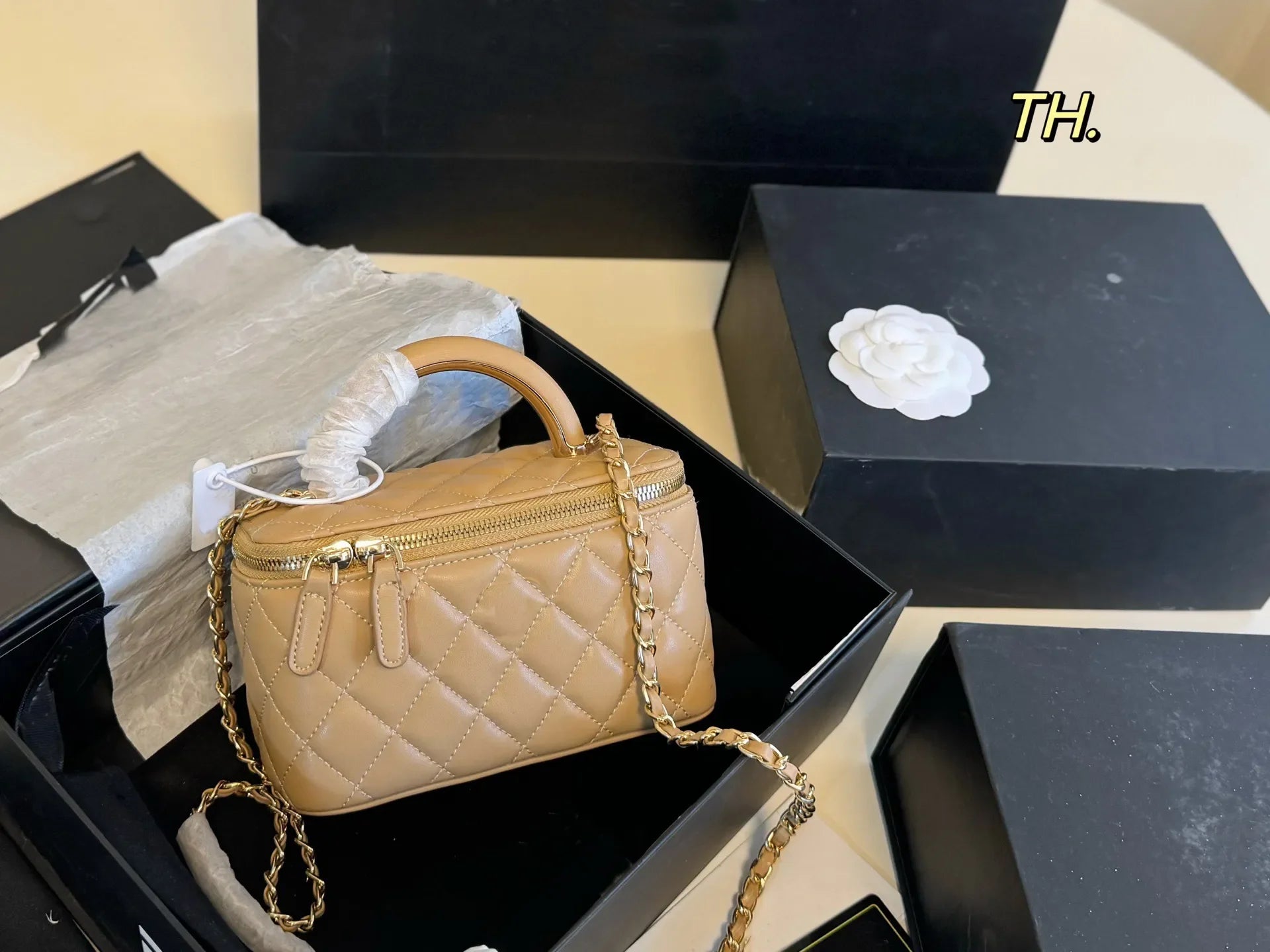 Top Cowhide Flap Luxury Bags With Handle Designer Bag Quilted Wallets